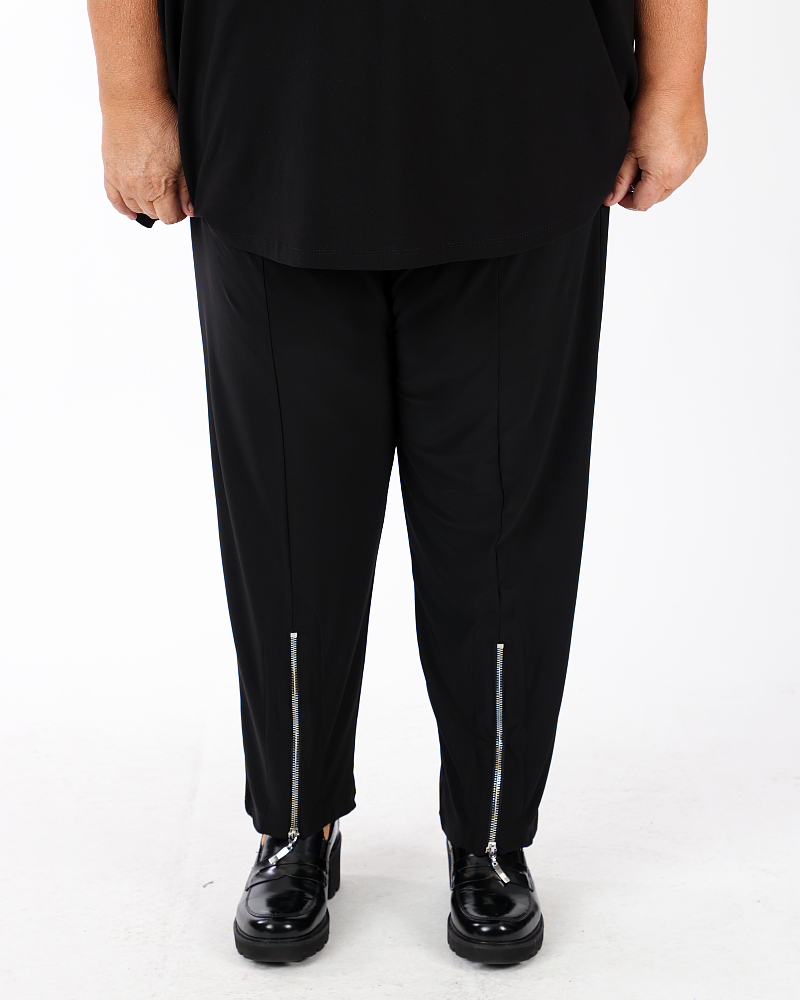Black Pants - Artex