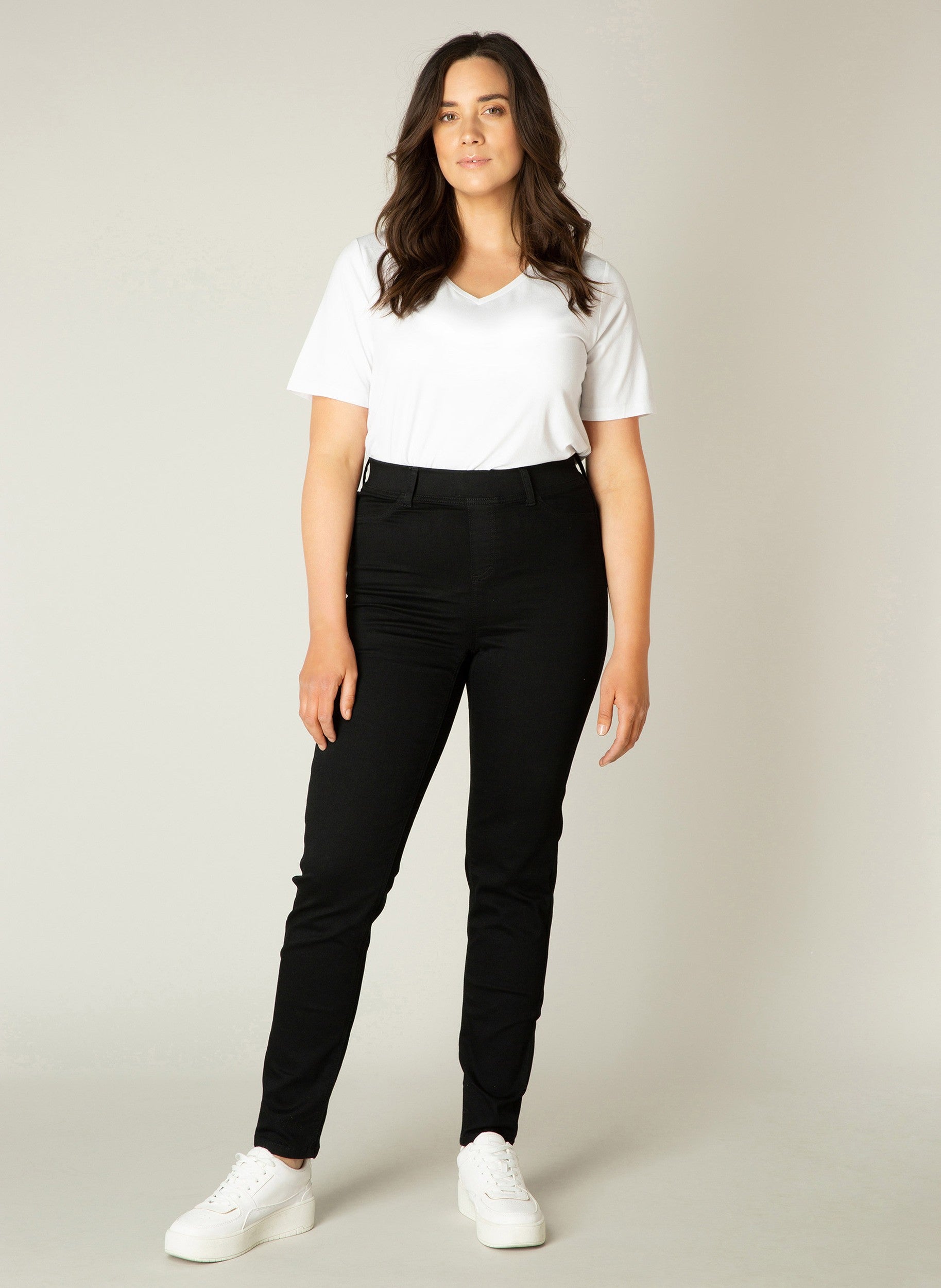 Denim Tessa Black - Base Level Curvy