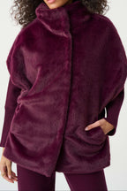 Veste boxy en fausse fourrure à col montant - Joseph Ribkoff