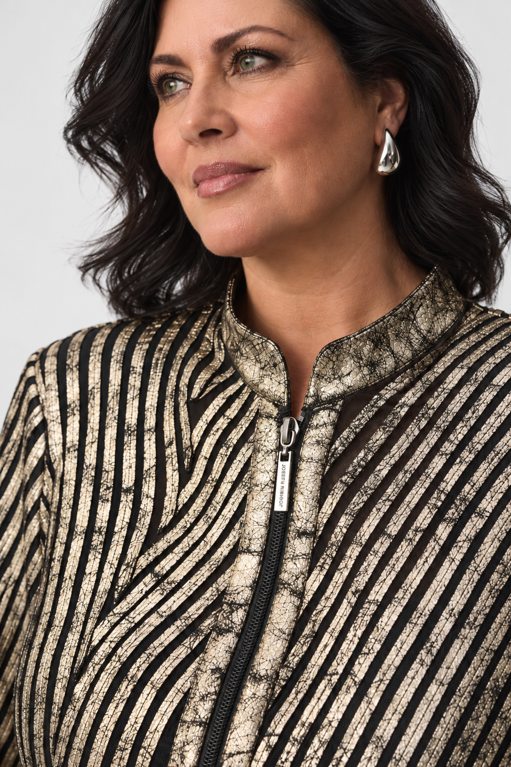 Veste ajustée en soutache métallique - Joseph Ribkoff